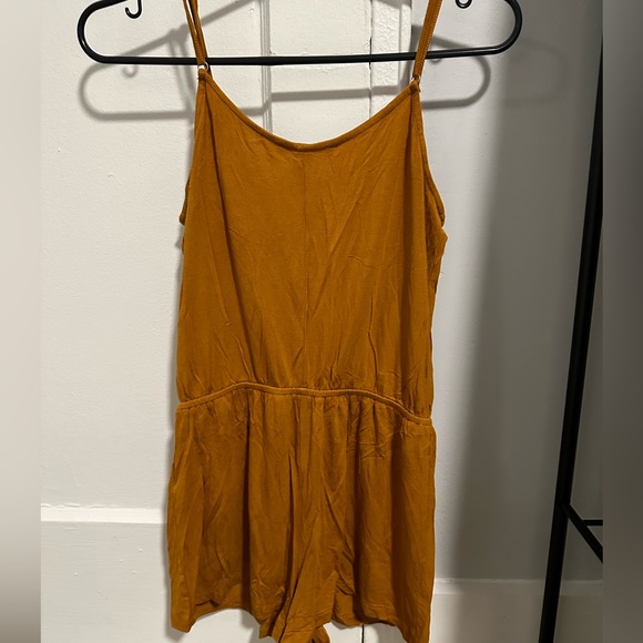 Mustard romper by Forever 21 - Picture 4 of 6